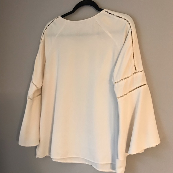 Bundle 4/25 LOFT Bell Sleeve Blouse - Picture 2 of 3